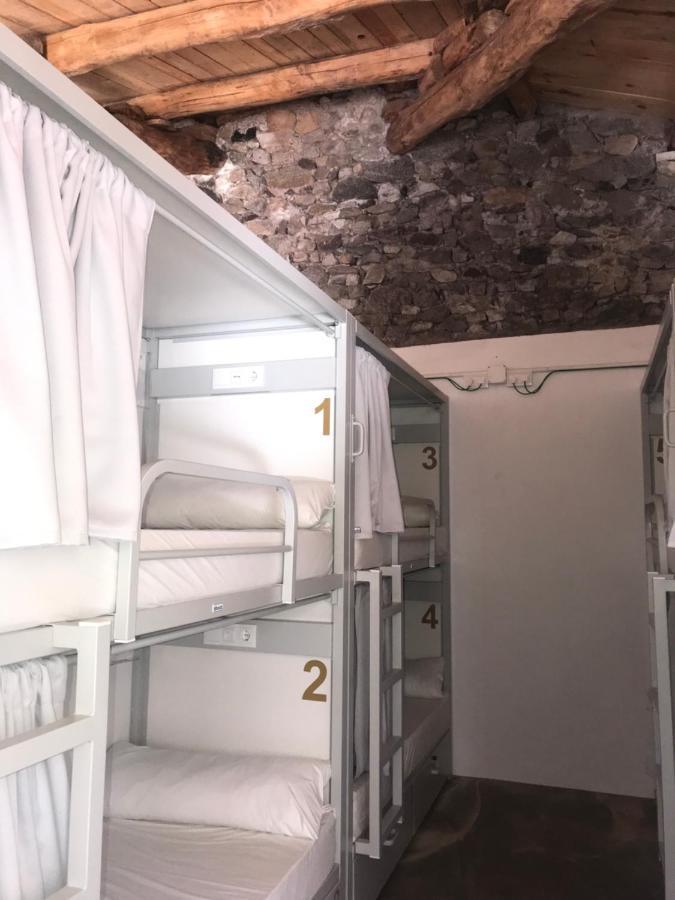Albergue De Pas El Pont de Suert Esterno foto